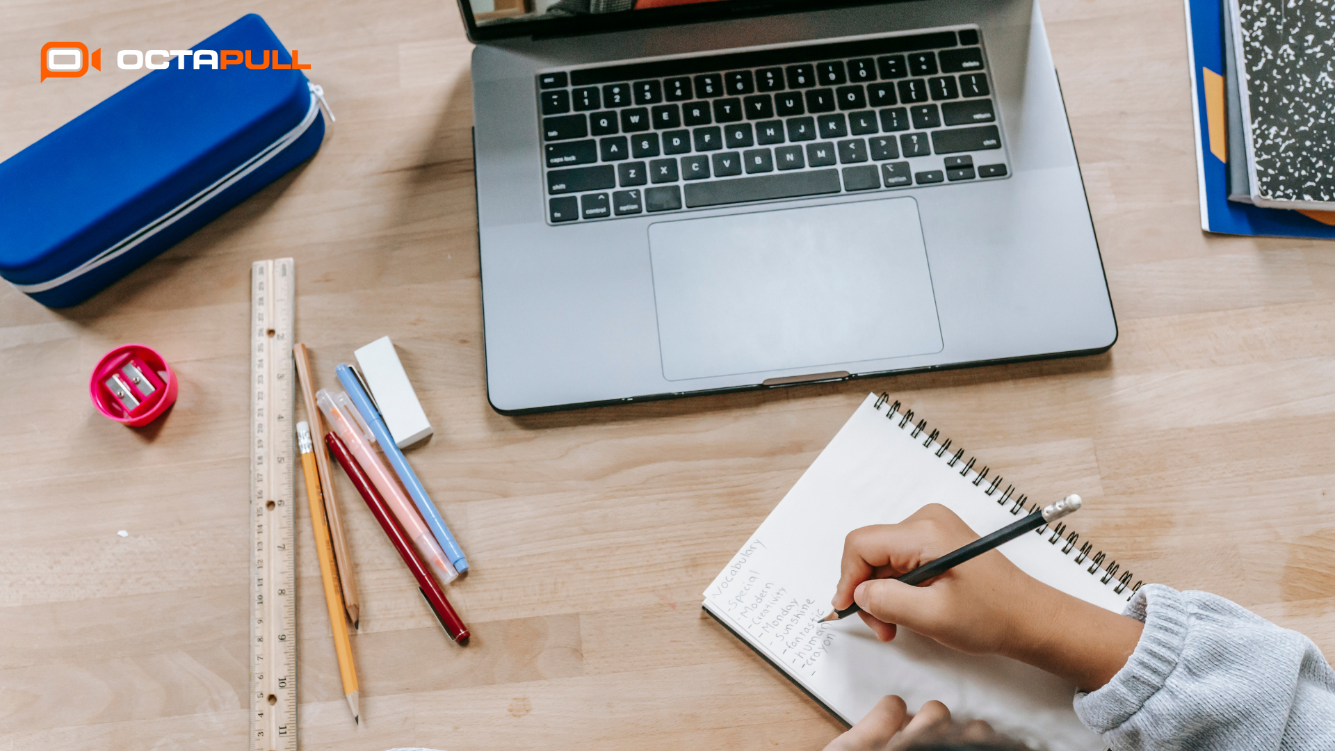 Online Ders Nedir ve Nasıl Verilir?