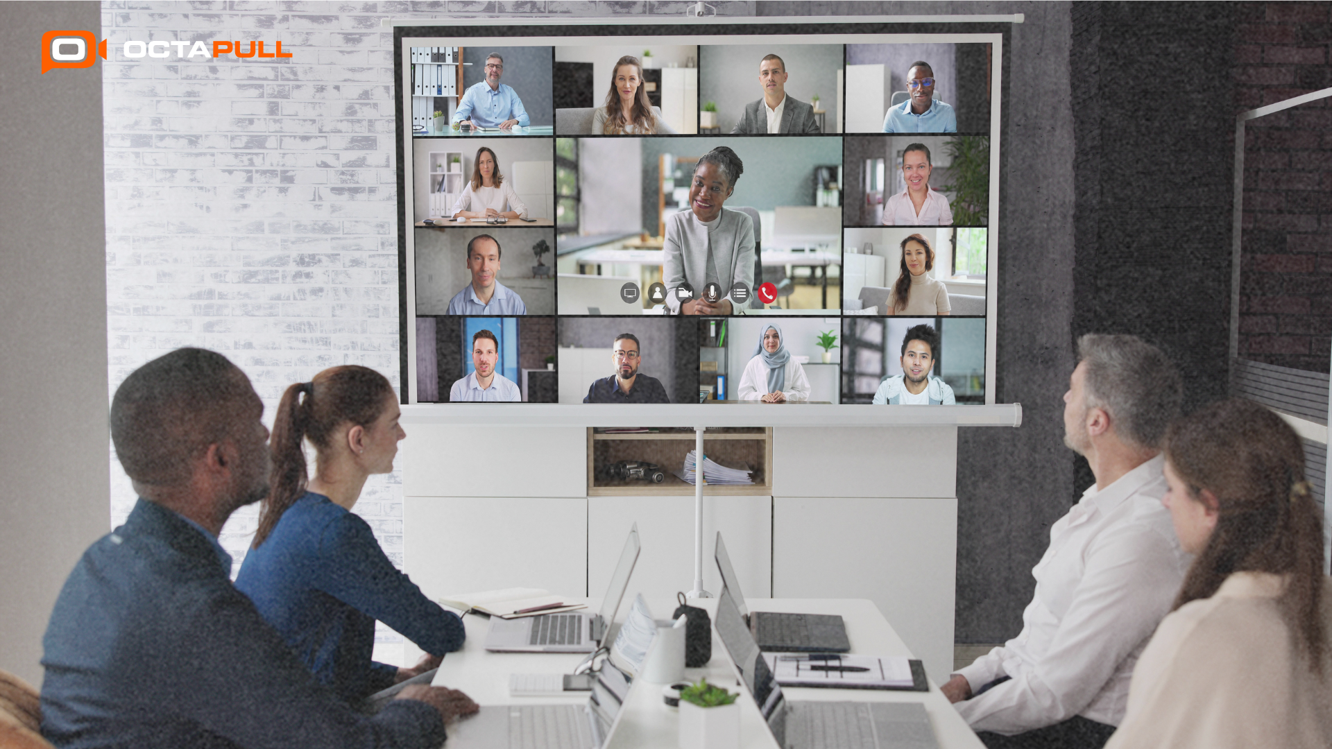 Video Konferans vs. VoIP Hangisi Sizin İçin Daha İyi Bir Çözümdür - Blog İçi Görsel