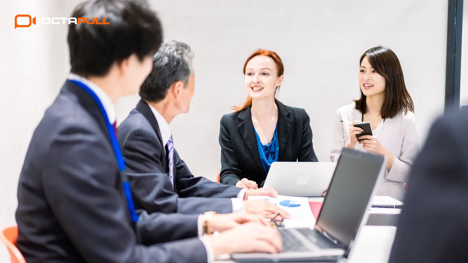 Video Konferanslarda Anlık Canlı Çeviri ile Dil Engellerini Aşın